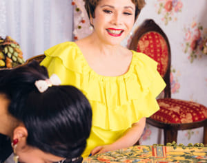 デヴィ夫人と同居女子大生明かす「夫人は寝相がよすぎて怖い」