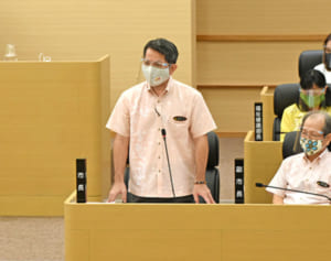 「朝まで賛成」だったのに…「こども未来基金」を否決した豊見城市議の言い分