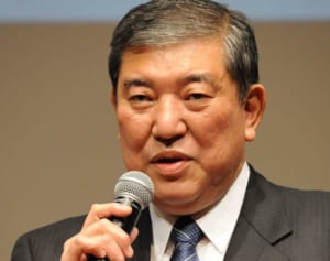 石破茂議員“参謀役”の妻が緊急上京！地元からは絶大な信頼