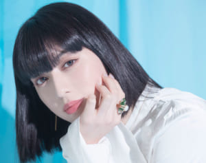 三吉彩花「親友は、私の家族や恋愛観を知り尽くしてる人」