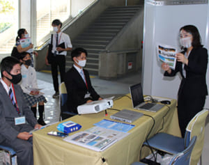 合同企業説明会は人数、時間で制限　求人は6割減･･･高校生の就活、コロナ禍で一変