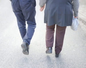 遺族厚生年金か、自分の厚生年金か…夫の没後に妻が得する貰い方