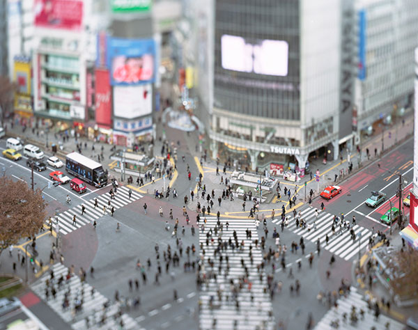 写真家100人の展覧会「東京好奇心」渋谷で見る都市の変化