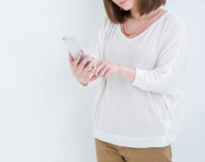 スマホ普及で被害増!? 専門家が教授「緊急時の過剰請求」対処法