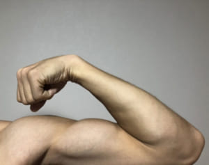 腰痛解消のカギは「大きな筋肉」を刺激することにあった！