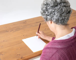 「シンプル遺言書」6つのポイントで“家族のもめ事”対策に