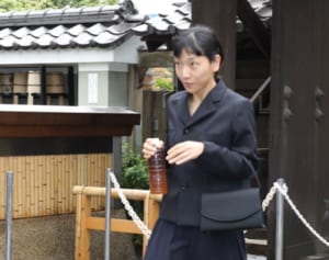 安藤サクラ 母はディスコ葬希望！個性的な葬式が増加中のワケ