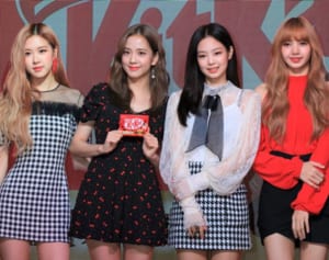 「パンダに触った」で炎上…中国で相次ぐK-POPへの過剰反応