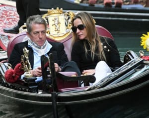 ヒュー・グラント コロナ感染の経験告白「パニックになった」