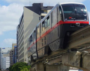 ゆいレールが旭橋駅通過「回送と勘違い」　開業後初めて　16日夜