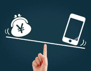 スマホ代「解約忘れのオプション」カットが年1万円の削減に