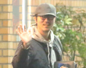 新井浩文　保釈中の懲りない酒場通い姿【2020ベストスクープ】