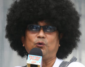 モラハラ不倫のブラザートム 糟糠妻と別れ年の差再婚の過去も