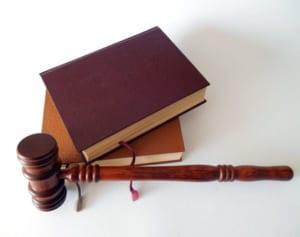 「交際8年で“プロポーズなし”は犯罪的」女性が恋人相手に訴訟