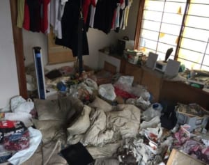 ゴミに埋もれ死亡のケースも「中高年の引きこもり」に懸念