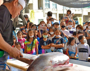 新鮮な海の幸をどうぞ！　読谷漁協が7カ月ぶりに「ピクニック」再開