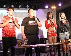 「FC琉球」テーマにトークライブ盛況　サッカー大好き芸人・ぎぼっくすが開催