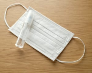 やむを得ない帰省の心得「よそに訪問するつもりで！」