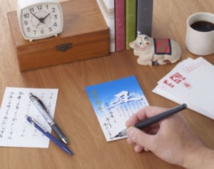 年賀状ペンのランキング殿堂入りの逸品、悪筆さんも安心の楽ちん美文字ペンはコレ！