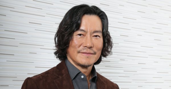 豊川悦司「直撃取材にケンカも…わかり合えた感じが（笑）」 | 女性自身