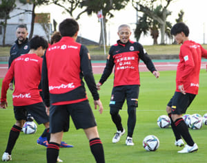 Jリーグ沖縄キャンプ「粛々と」スタート　歓迎セレモニーも一般公開もなく…