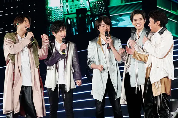 嵐 大野智の またね は信じていい 有終の美ライブをレポ 女性自身 嵐 大野智の またね は信じていい 有終の美ライブをレポ 女性自身