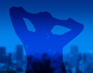 経済評論家が予測、21年は年収500万円世帯が「26万円収入減」