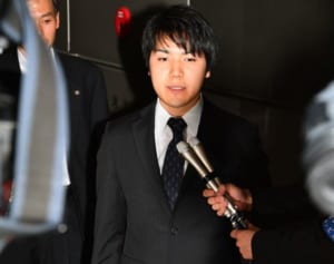 小室圭さん「涙の釈明会見」で大逆転!?　ヨーロッパ王室に“お手本”が