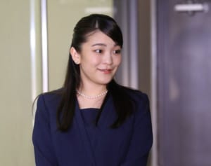 眞子さま「ご公務激増」も？イギリス王室に学ぶ皇室存続策