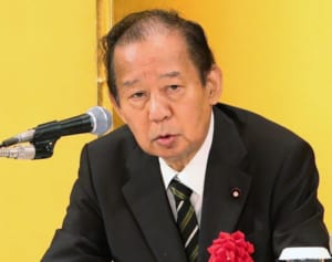 二階幹事長“政府にケチつけるな”発言に「引退して」と批判殺到