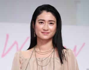 小雪 都会と田舎の二重生活にあった極限のミニマリスト志向