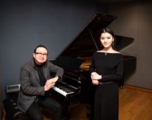 『のだめ』『半沢』作曲の服部家　4代目は21歳天才バイオリニスト