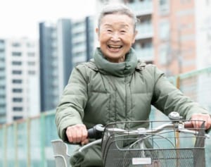 『スッキリ』で話題！90歳トレーナー・タキミカさんって？