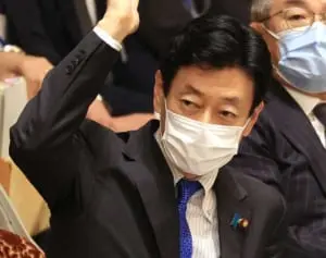 残業月391時間も把握せず　西村大臣に「殺人レベル」と批判殺到