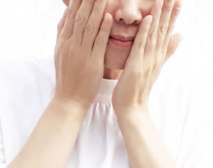 “ブルドッグ顔”を防ぐために「早口言葉」が有効な理由