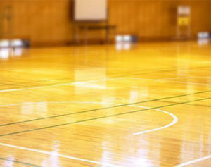 夜に何度も顧問がLINEで…死亡の高2主将、イヤホン離せず