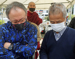 玉城知事がハンストの具志堅さん訪問「人道と法律、一生懸命考えている」　激戦地土砂採取