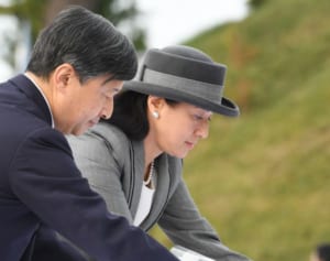 天皇陛下「皇后と共に」と2度も…雅子さまと被災地再訪願う