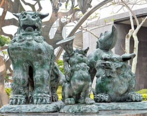 県庁の近くには「愛にあふれたシーサー」がいるって本当？【島ネタCHOSA班】