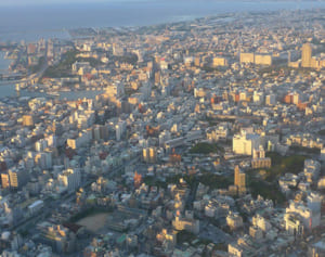沖縄の飲食149店、時短要請に応じず　県は命令手続き進める