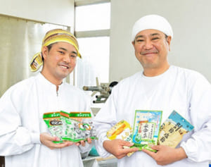 県民に親しまれた味を守る 創業90年のあめ工場