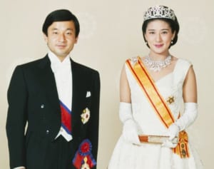 皇后3年目へ！雅子さま歴代ドレス写真と着こなしポイント