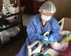 夫看病で妻も重症化 大阪の自宅待機患者が直面する深刻な現実