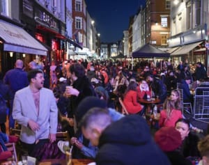 コロナワクチンで世界に完敗したニッポン。写真で一目瞭然！