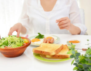 血圧に関わる食事の基本「夕食〜朝は12時間あける」