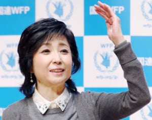 竹下景子がやめられない過保護な援助 息子2人に今も月60万円