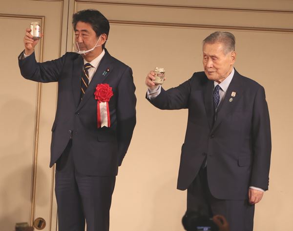 安倍前首相の再々登板説が永田町で拡散 自宅は今も総理並み警備