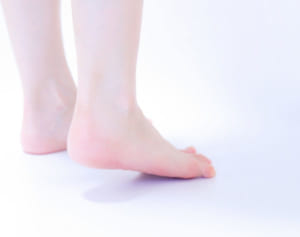 バランス力を鍛えるための「かかと上げ」と「ランダム歩行」