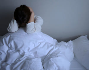 不眠に悩む人がマッサージするべき耳ツボは「神門」になり
