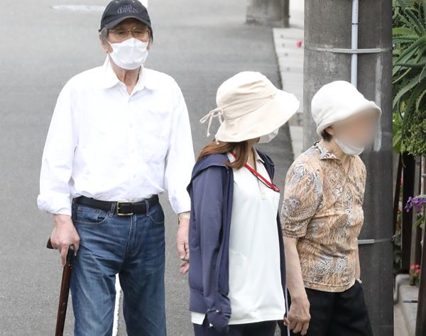 山崎努　俳優休業2年の真相…大怪我の妻を老老介助していた